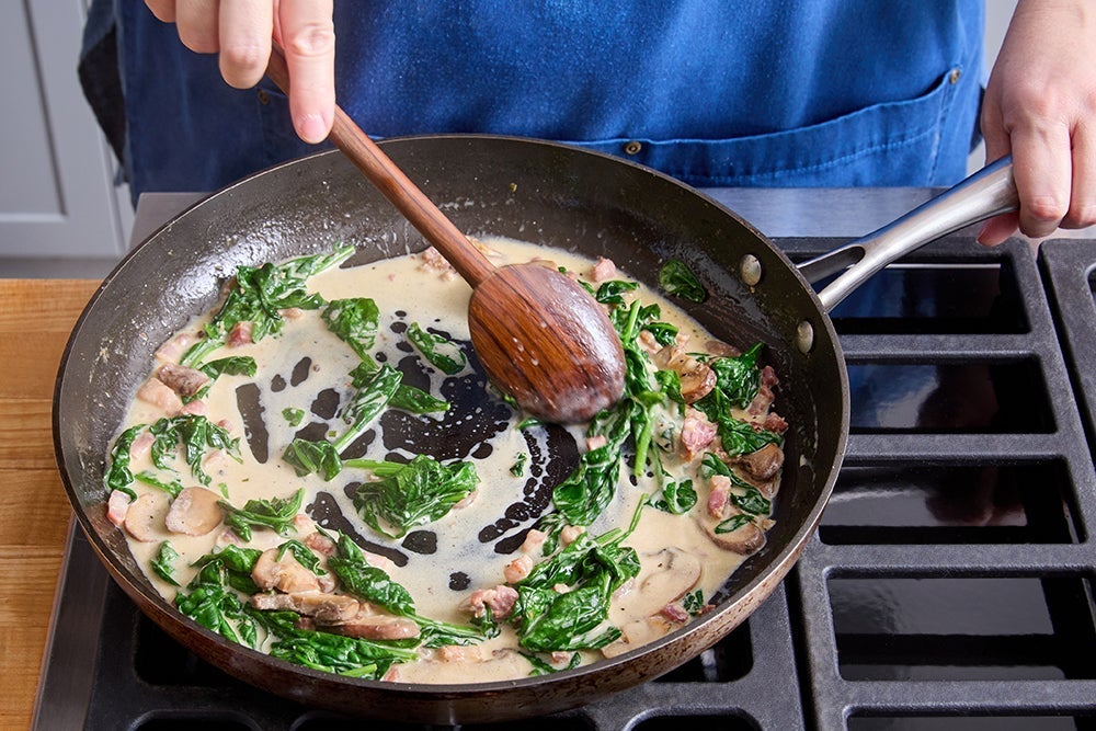 recipe-step-image-Make the sauce }