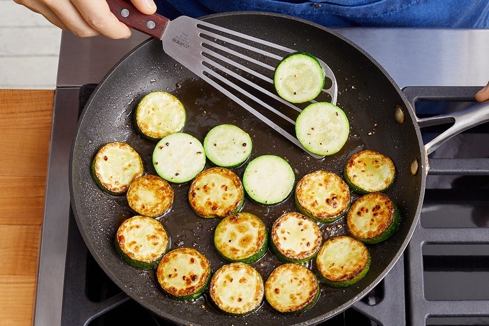 recipe-step-image-Cook the zucchini}
