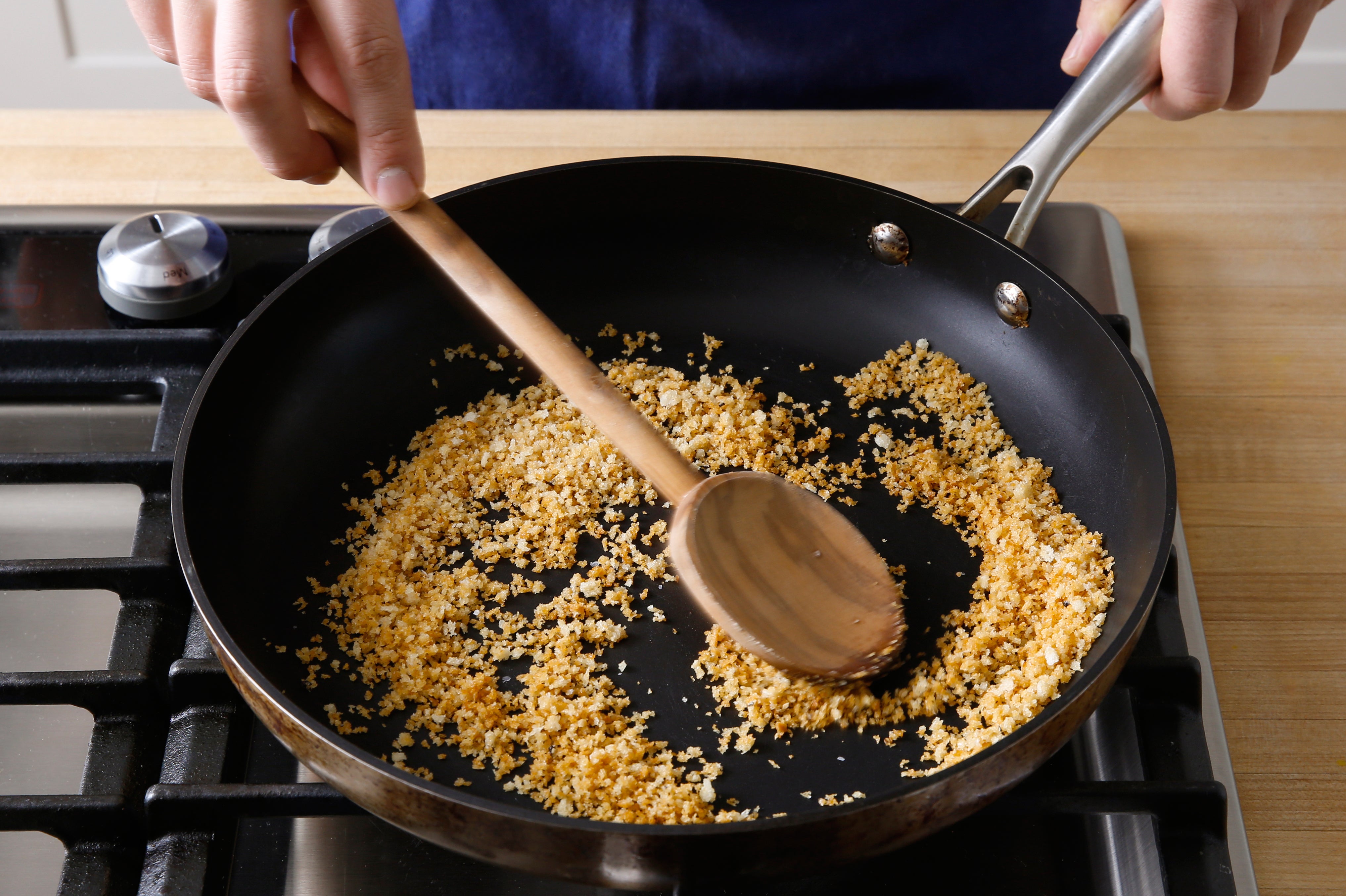recipe-step-image-Make the parmesan breadcrumbs:}