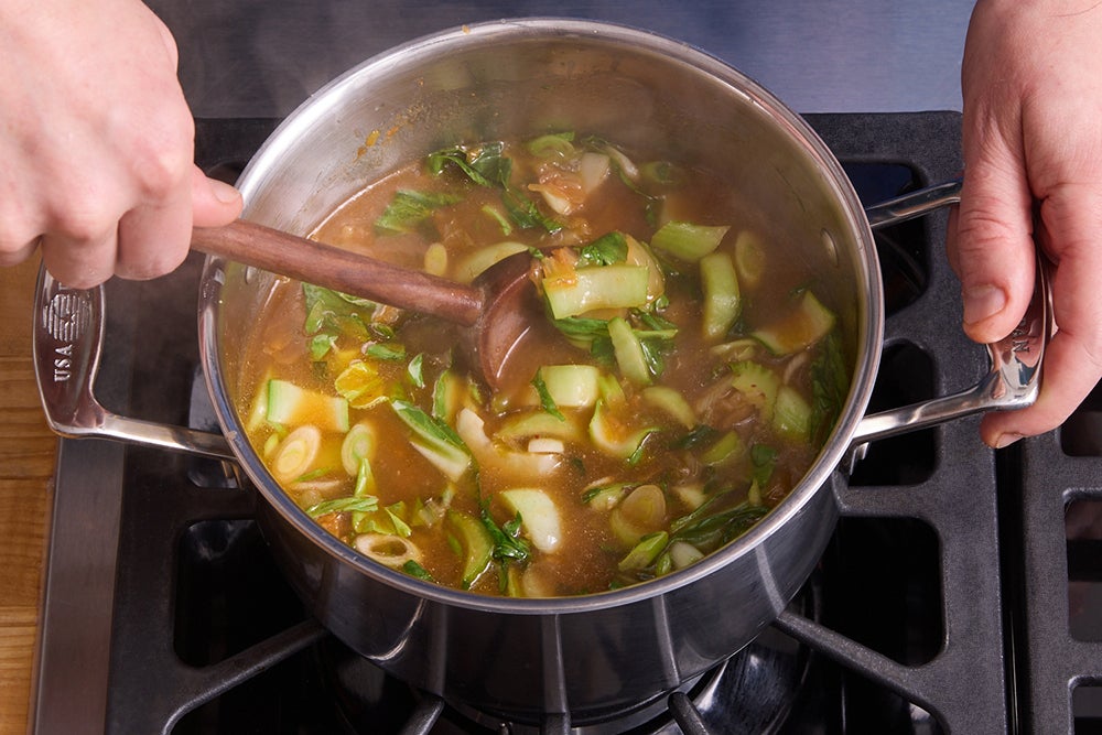 recipe-step-image-Finish the broth & serve your dish}