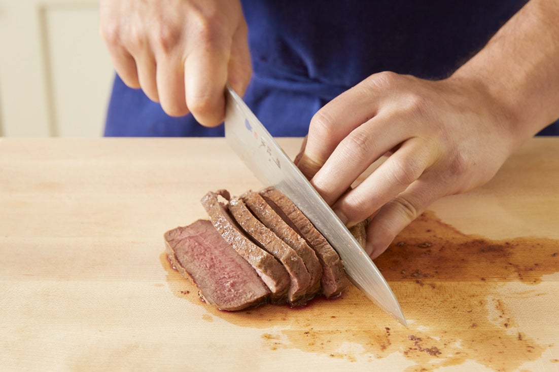 recipe-step-image-Slice the beef & plate your dish:}