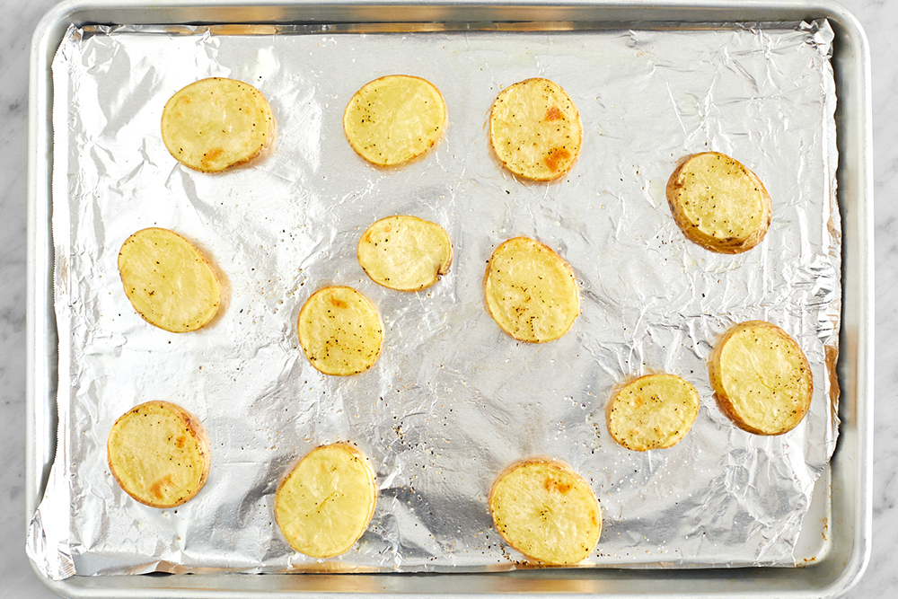 recipe-step-image-Roast the potatoes}