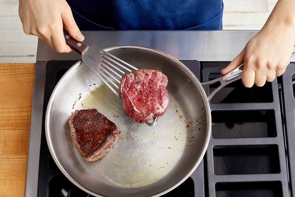 recipe-step-image-Cook the steaks}