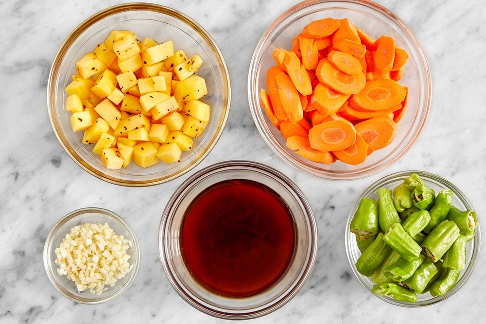 recipe-step-image-Prepare the ingredients & marinate the persimmon}
