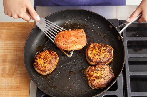 recipe-step-image-Cook the pork}