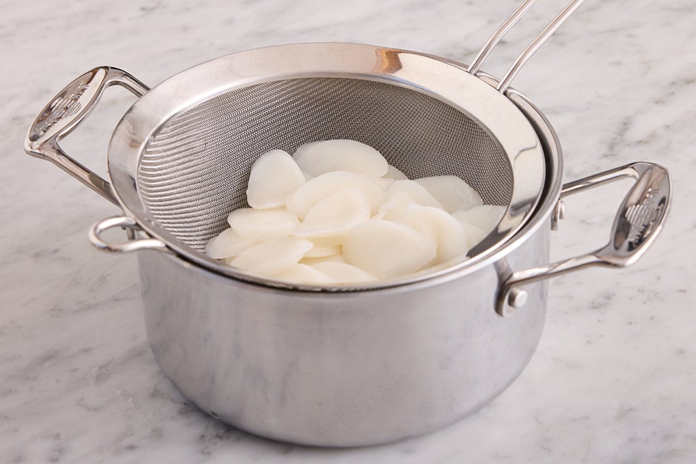 recipe-step-image-Cook the rice cakes}