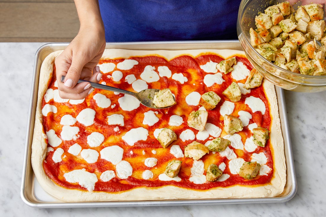 recipe-step-image-Bake the pizza:}