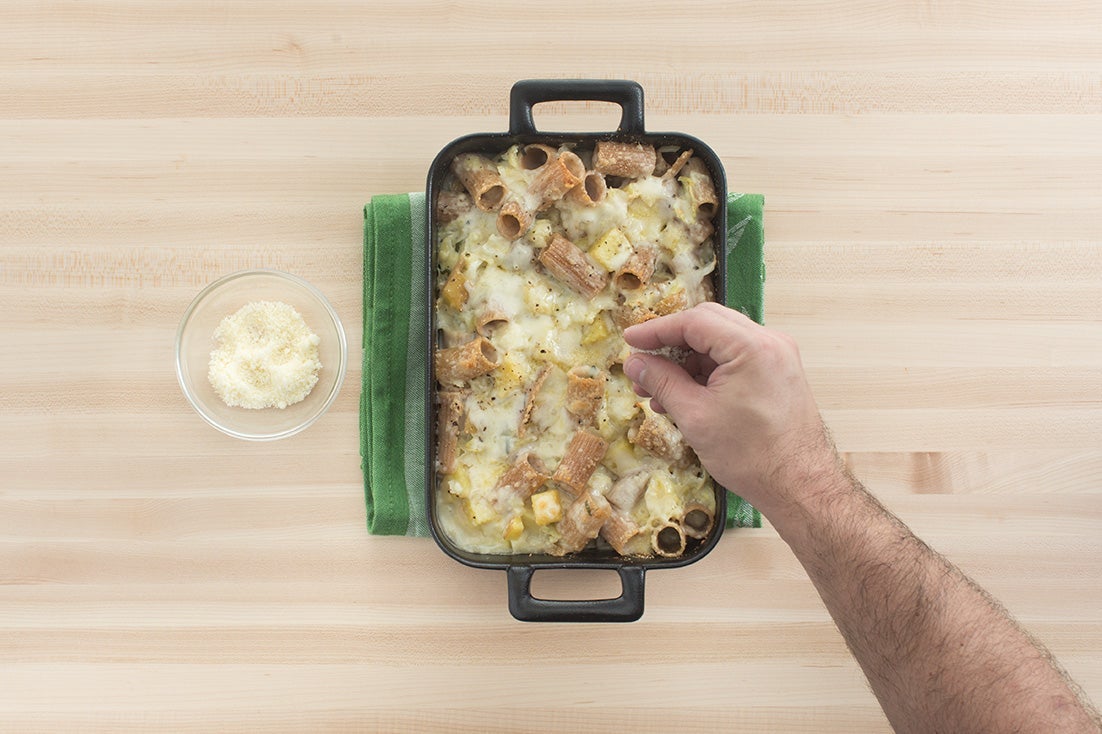 recipe-step-image-Plate your dish:}