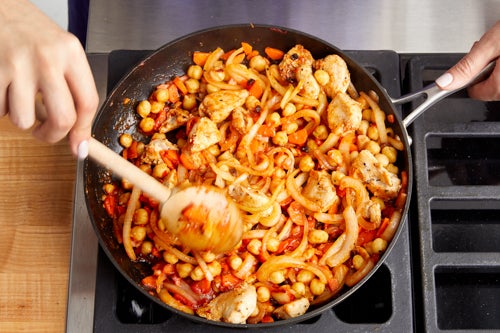 recipe-step-image-Cook the vegetables & finish the chicken:}