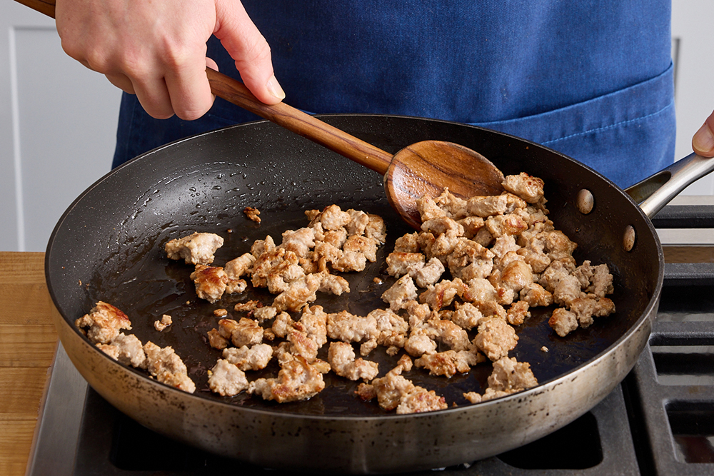 recipe-step-image-Cook the beef }