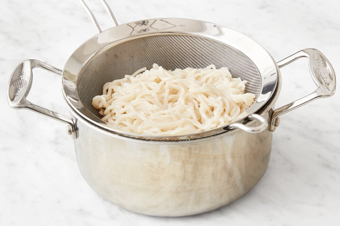 recipe-step-image-Cook the noodles:}