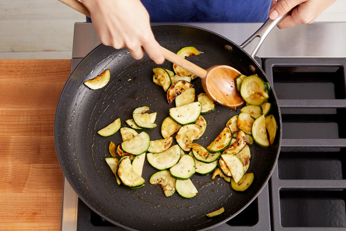 recipe-step-image-Cook the zucchini}