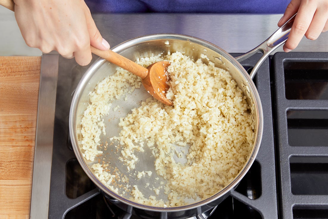 recipe-step-image-Cook the cauliflower rice:}