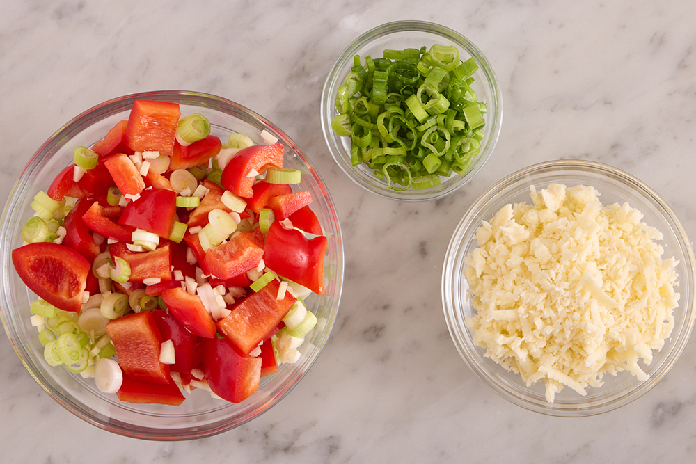 recipe-step-image-Prepare the remaining ingredients}