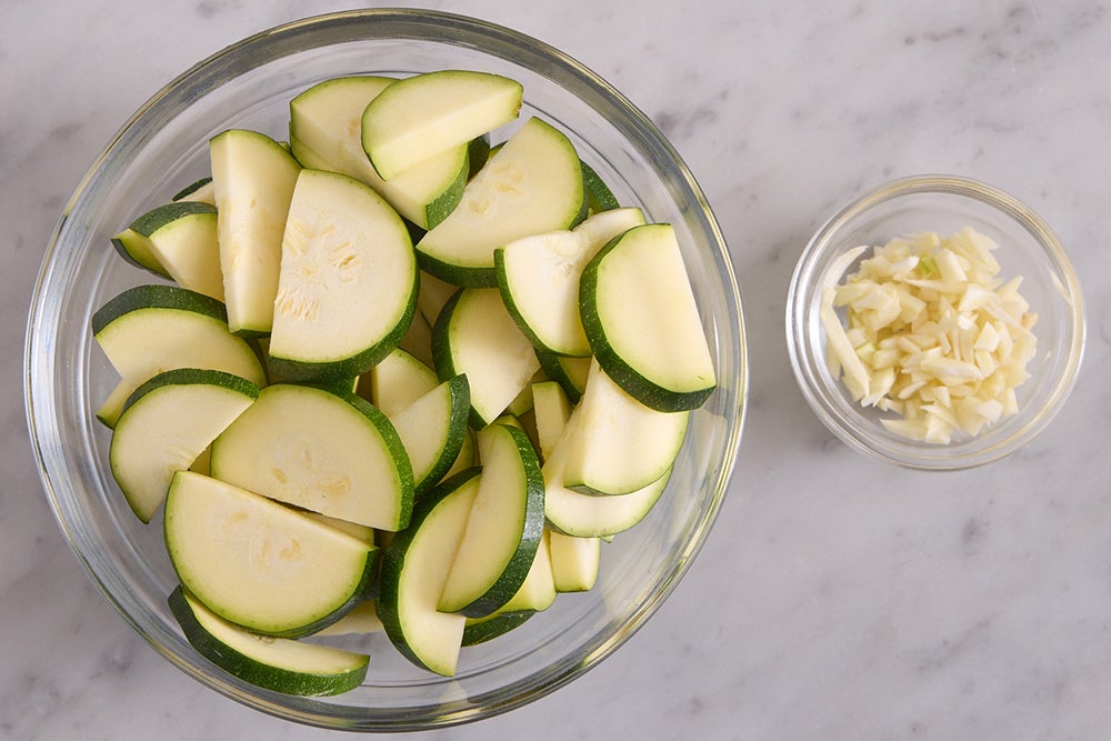 recipe-step-image-Prepare the ingredients}