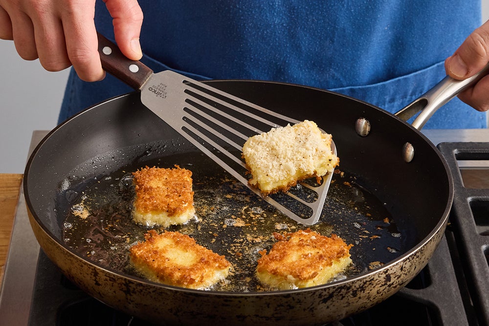 recipe-step-image-Fry the feta}