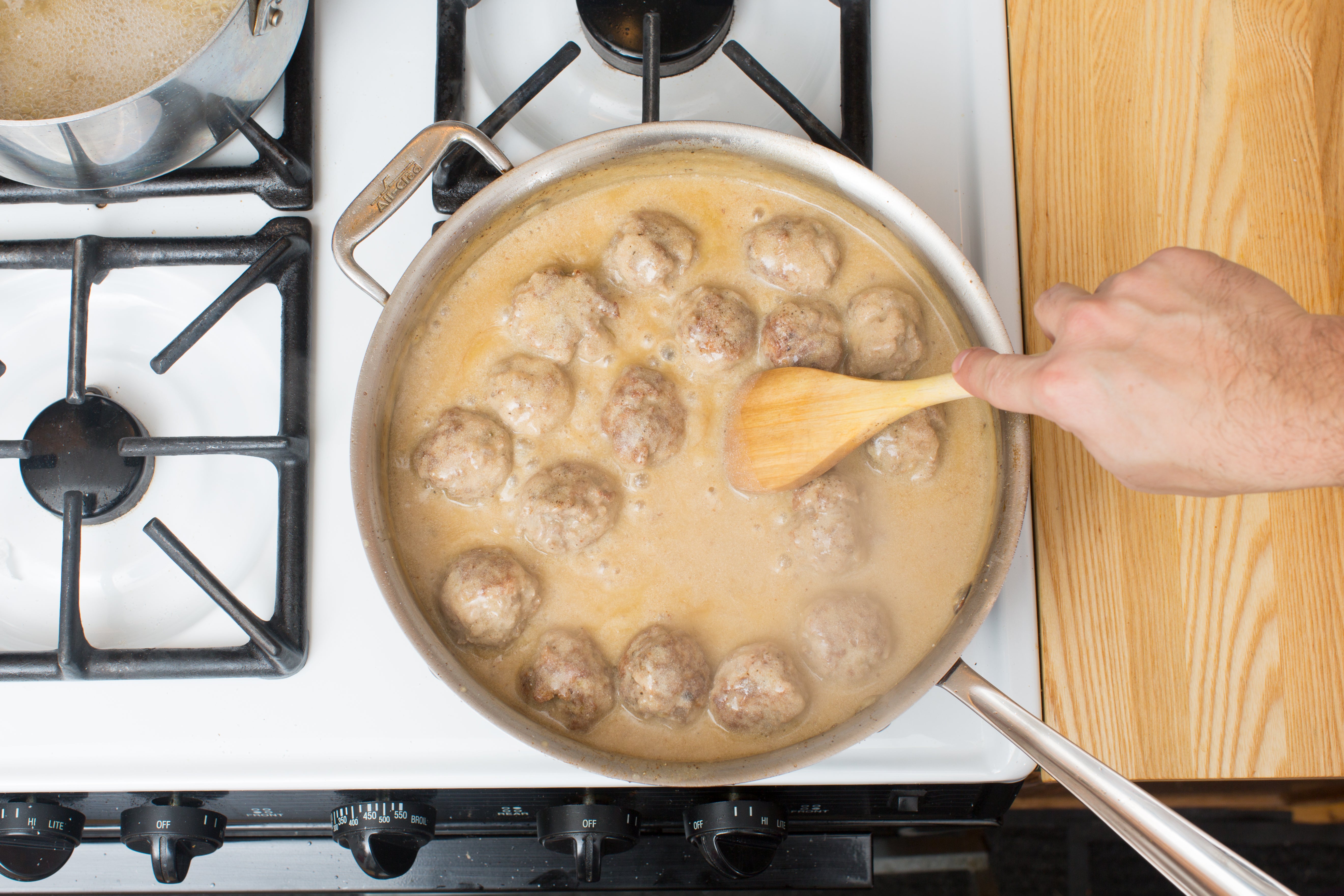 recipe-step-image-Make the sauce & finish the meatballs:}