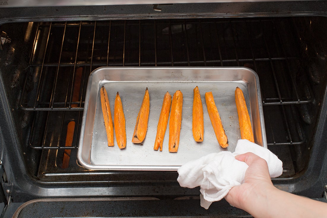 recipe-step-image-Roast the sweet potato:}