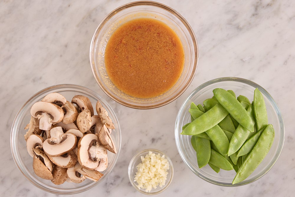 recipe-step-image-Prepare the ingredients & make the sauce}