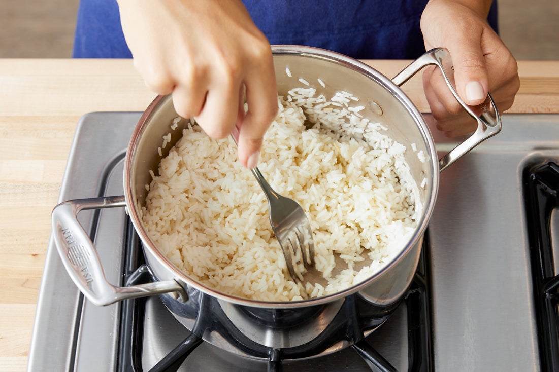 recipe-step-image-Cook the rice:}