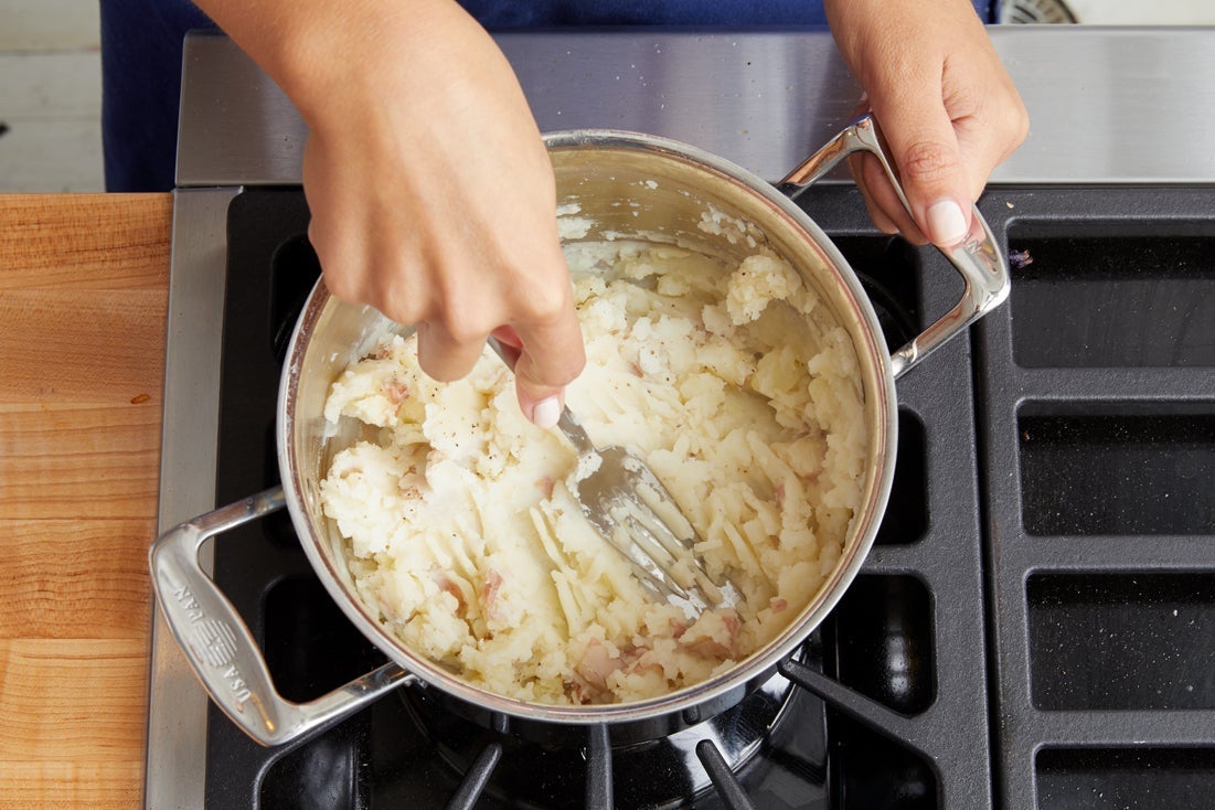 recipe-step-image-Cook & mash the potatoes}