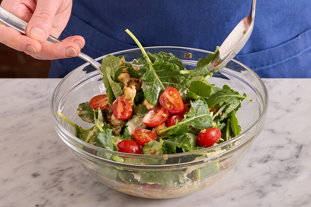 recipe-step-image-Assemble the salad & serve your dish}