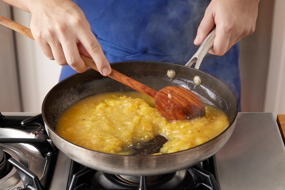 recipe-step-image-Cook the sauce:}