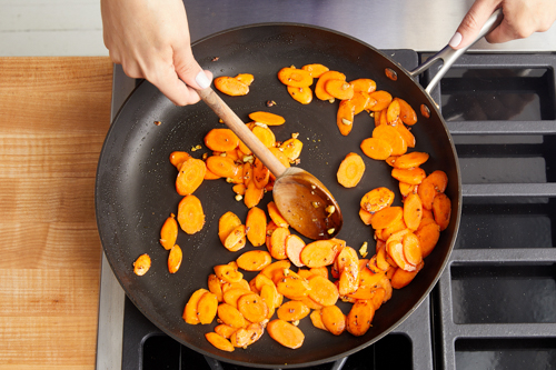recipe-step-image-Cook the carrots}