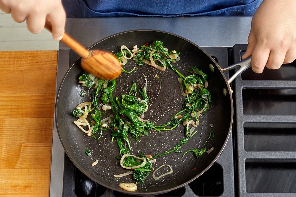 recipe-step-image-Cook the spinach}