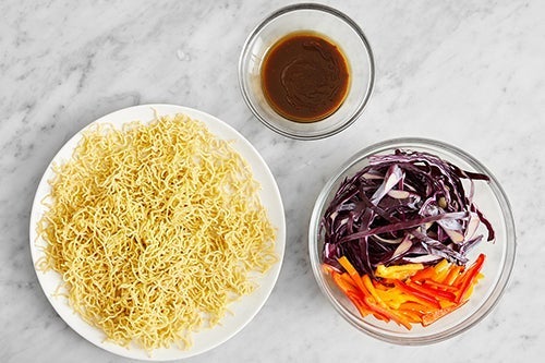 recipe-step-image-Prepare the ingredients & make the sauce: }